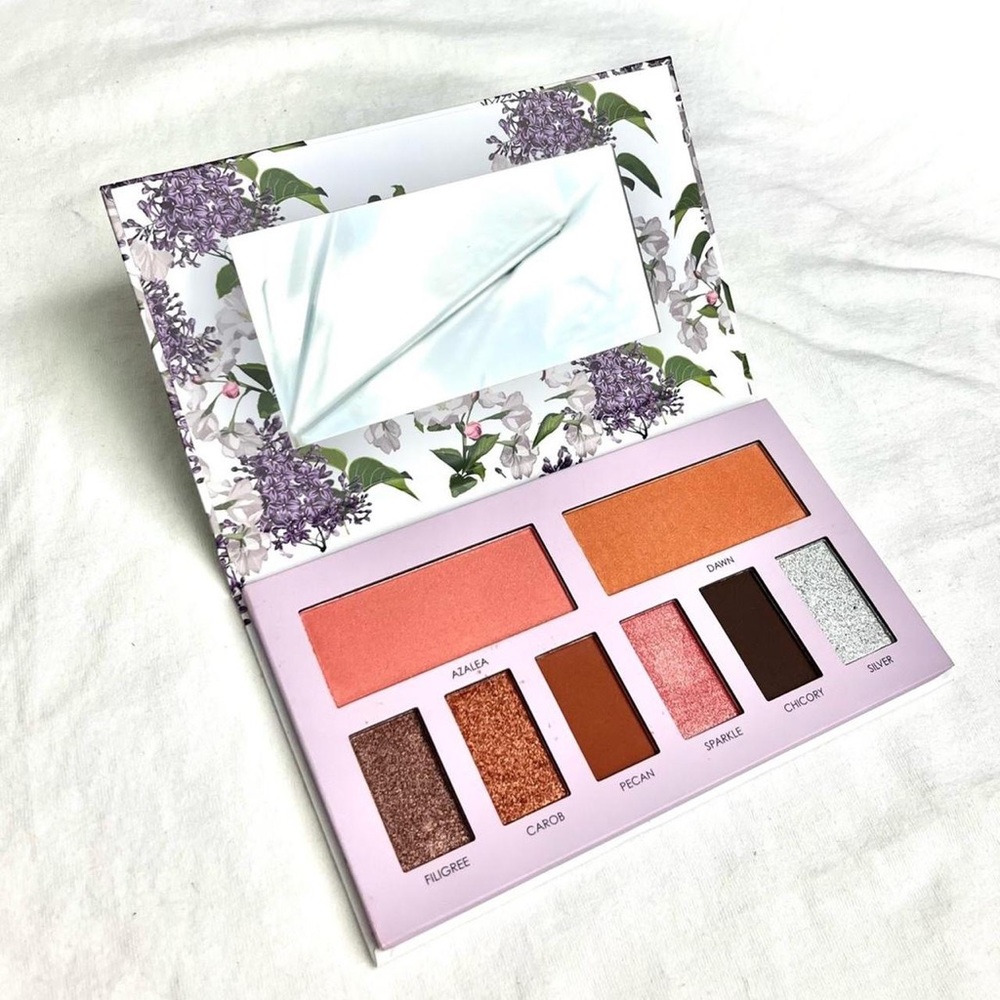 Sakura + Sage - Vegan Eyeshadow & Blush Palette